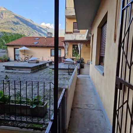 Maison Anna Apartment Aosta